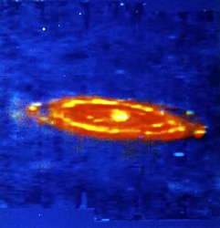 Andromeda-Galaxie (M 31) - Spiralgalaxie. Infrarotbild erstellt von IRAS (Infrarot-Astronomischer Satellit). Das am weitesten entfernte Objekt, das mit bloßem Auge sichtbar ist.